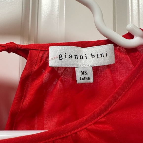 Gianni‎ Bini Red Long Sleeve Shirt size XS - Picture 3 of 4